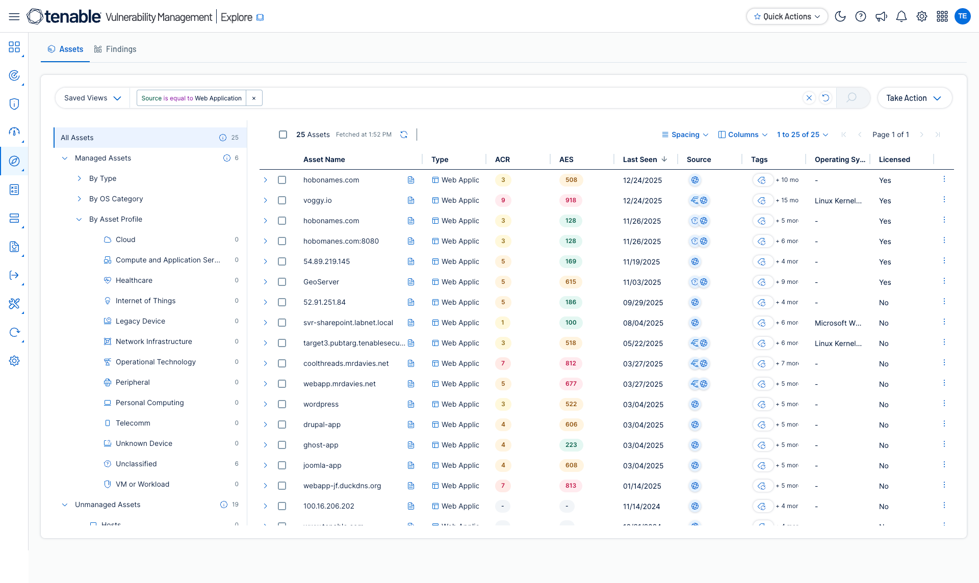 在 Tenable Vulnerability Management 的“探索”中筛选视图并深入了解您的 Web 应用程序。